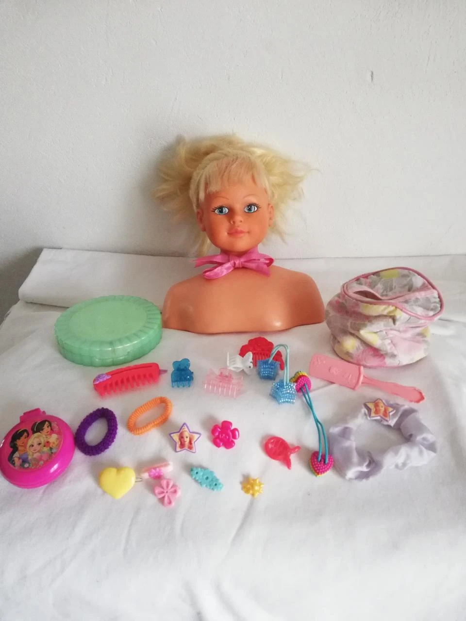 poupée tête à coiffer